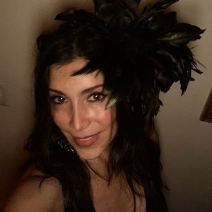 Meet your Posher, Cynthia